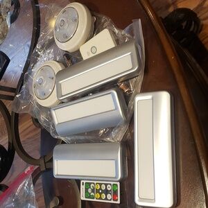 Cabinets lights run on batery